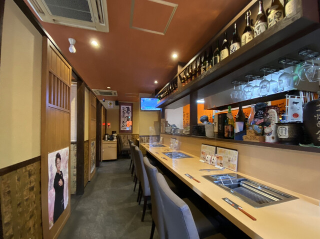 気軽に訪れたくなる焼肉店 お一人様・カップルに方に人気のカウンター席